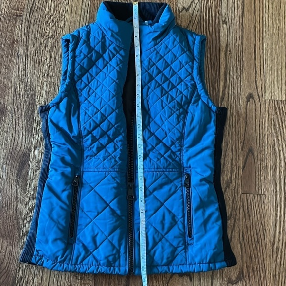 Andrew Marc Quilted Vest Teal color with black Size S - Picture 10 of 10